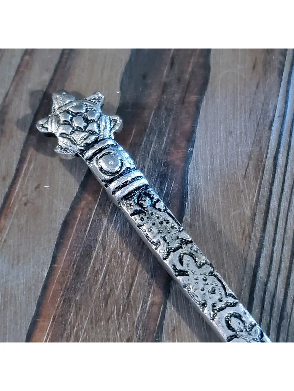 N/A hair stick
